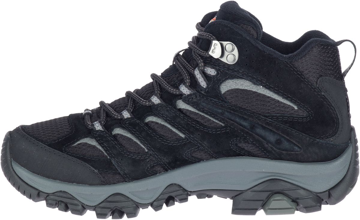 Women's Moab 3 Mid GORE-TEX® Hiking Boots / Merrell On sale