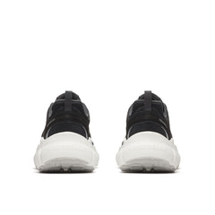 Women - Clover Tech Sneaker - Low / Merrell Discount